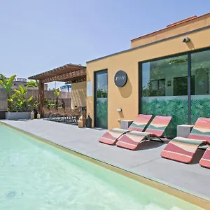 Otel Niu ***