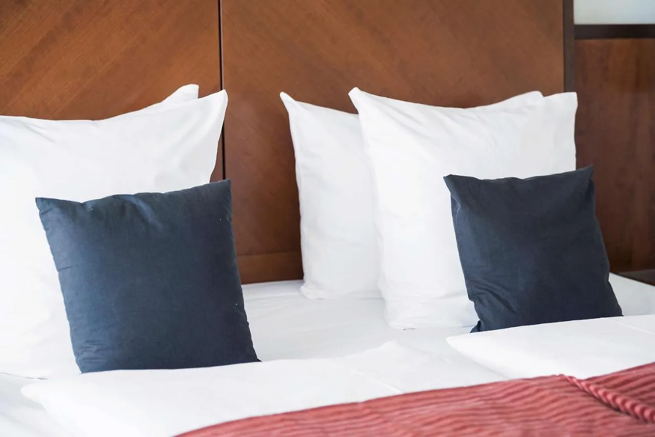 Best Western Plus Airport Hotel Copenhague 3*,
