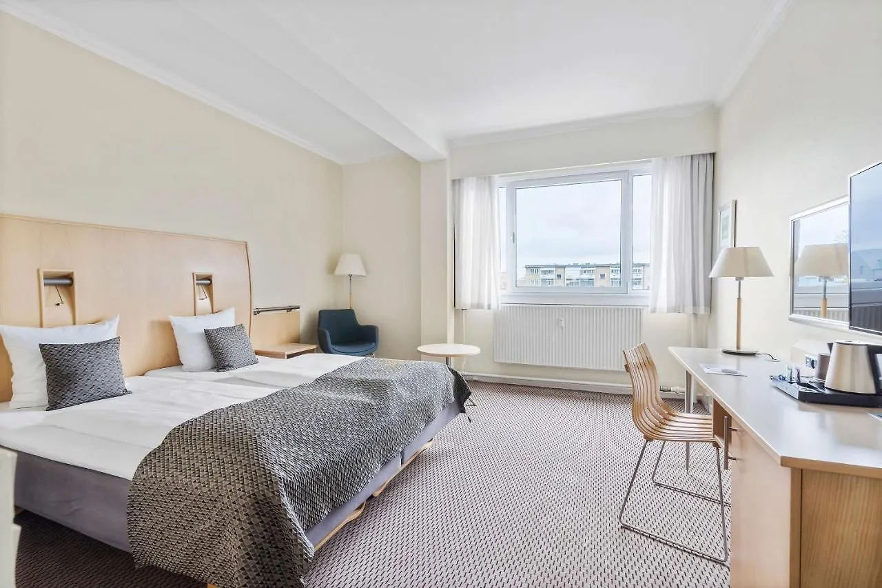 Best Western Plus Airport Hotel Copenhague 3*,